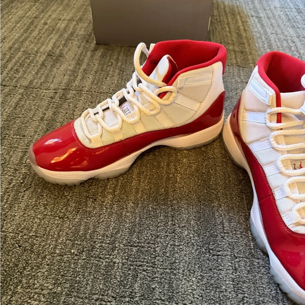 Nike White and Red High-Top Basketball Sneakers - Picture 4 of 4